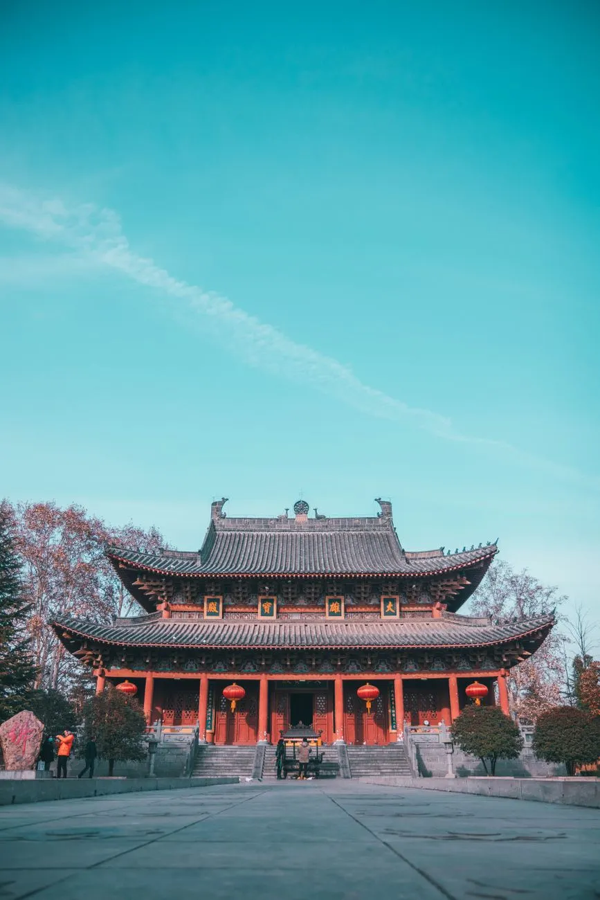 2025年半导体器件封装技术演进趋势及对电路板设计的影响